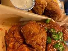 炸鸡翅一半一半-富乐满韩国正宗炸鸡韩国料理(虹泉路店)