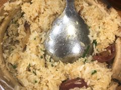 腊肉煲仔饭-周锦记广式餐厅