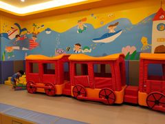 -戊辰亲子游泳俱乐部