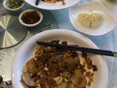 街边炒饵块-云腾食府·云南菜