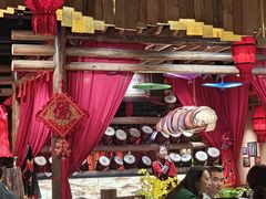 -老滇山寨•云南特色菜•地方菜•民族风情歌舞表演(金碧店)