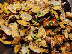 红岛辣炒嘎啦-浩运·海鲜青岛菜·海胆水饺(石老人店)