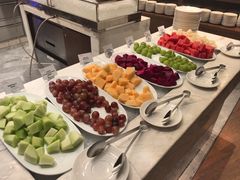 -苏宁银河国际咖啡厅·天际环球美食汇