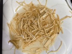 -天乐农家鱼头王(天目湖店)