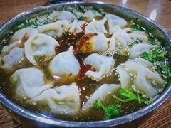 酸汤水饺-清真老铁家灌汤包