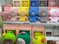 -LINE FRIENDS Garosu-gil Flagship Store