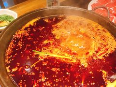 -纸盐河码头火锅(十八梯店)