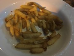 -Mamo Bar and Restaurant