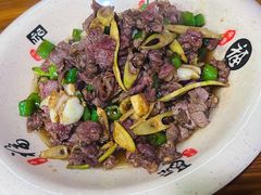 -何永光123鲜牛肉馆(1号店)