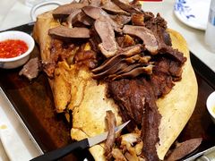 鸿运牛头-伟记牛蹄(道滘店)