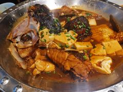 红烧鱼头-翠姐姐农家大院·16年土菜馆(滨康路店)