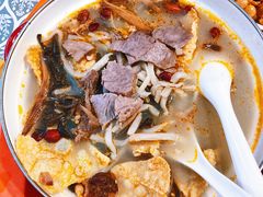 -丽丽三鲜螺蛳粉(田林路店)