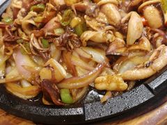 -赶海部落海鲜城(海阳路店)