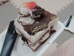 -皇冠幸福里动物奶油生日蛋糕(龙阳村地铁站店)