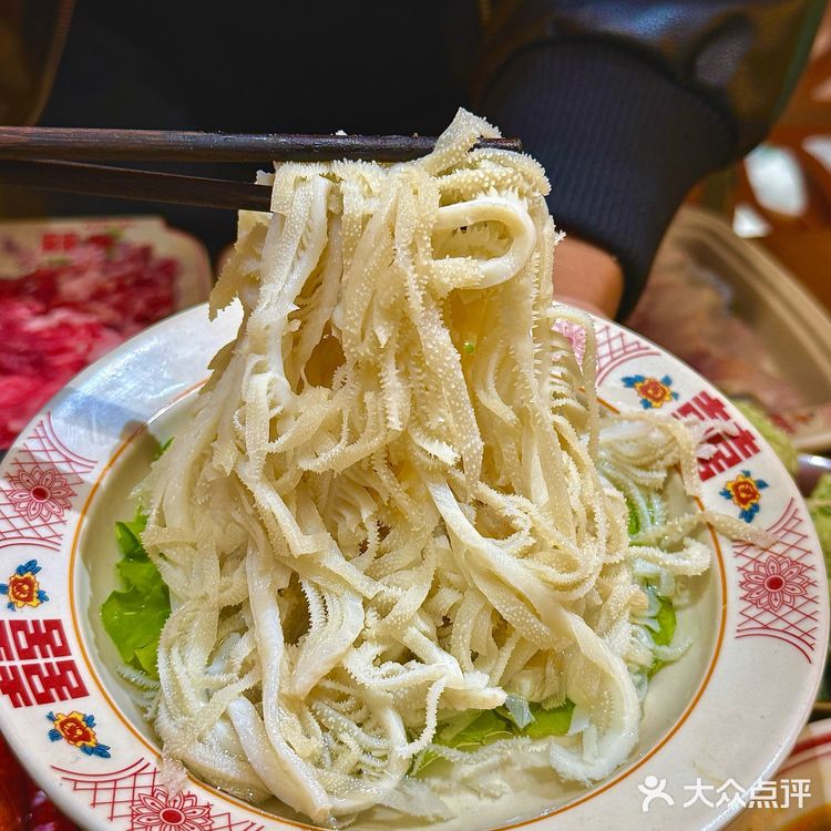 听说刘庄现在生意最🔥的火锅店，确实好吃！