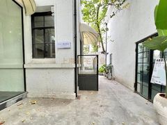 -乌鲁木齐路老洋房