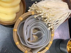 -卤校长老火锅(杨家坪直营店)