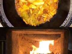 -粘豆包铁锅炖二部(温泉街店)