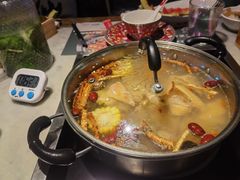 -尚尚仙·酸汤猪手·猪肚鸡火锅(华联万柳购物中心店)