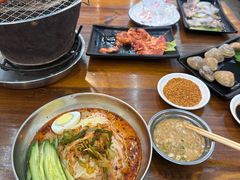 -韩风烤牛肉冷面店