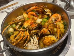 -七欣天香辣蟹火锅(闵行浦江欢乐颂店)
