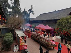 -峨眉山报国寺