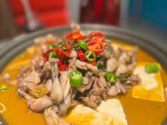 -龙巢盱眙龙虾·牛蛙·烧烤宵夜(八卦岭店)