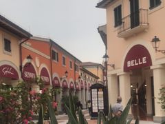 -佛罗伦萨小镇广佛名品奥特莱斯(疏港路店)