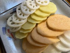 -毛辣果·贵州红酸汤牛肉火锅(西单店)