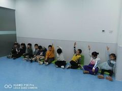 -龅牙兔儿童情商乐园(裕华旗舰店)