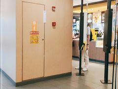 -麦当劳(伟城广场店)