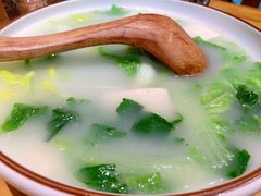 小白菜豆腐汤-老滇山寨•云南特色菜•地方菜•民族风情歌舞表演(金碧店)