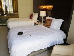 -青岛海尔洲际酒店