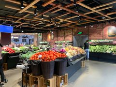 -中百仓储超市有限公司(越秀星汇维港店)