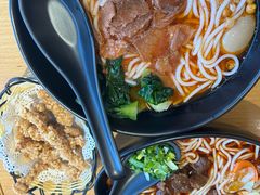 -三千粉牛肉米粉(来客茂店)