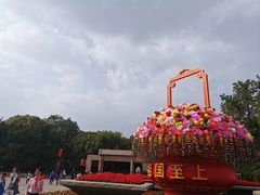 -上海市龙华烈士陵园