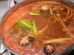 -野山舂·贵州现舂酸汤牛肉(民生路店)