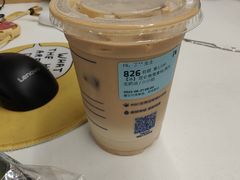 昆仑煮雪拿铁-瑞幸咖啡(浦江双辉店)