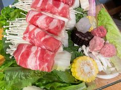 -三个椰子·现砍椰子鸡(江南万达店)