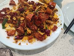 -巧克力渔家.小船海鲜胶东菜(万平口店)