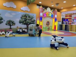 -宝贝渡口儿童游乐园(华南安盛店)