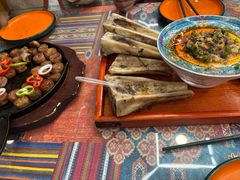 -乡村馕坑肉·烧烤·新疆菜·本地人更爱吃(阿勒泰首店)