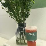 秋天来杯半盒草莓