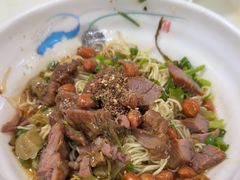 -阿阳牛腩腌面店