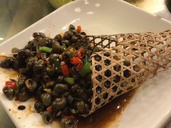 风味手工田螺酿-刘姐啤酒鱼民族演艺餐厅(西街总店)