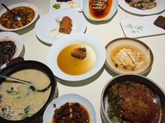 -梅龙镇酒家(南京西路总店)
