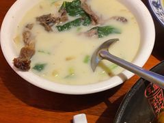 -明丰小渔馆(明月路店)
