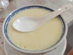 香滑凤凰奶-周大娘牛乳(旧寨古村总店)