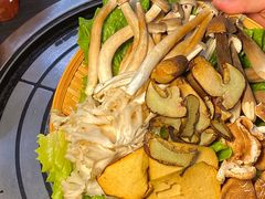 -阿山卓·野生菌火锅·纳西火塘烤肉