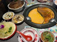-生活如沸·顺德水牛奶火锅(大学路店)